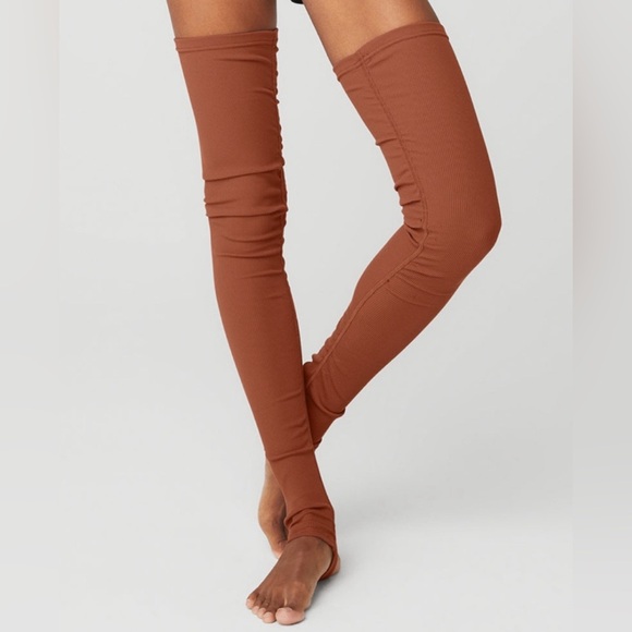 ALO Goddess Leg Warmers - Picture 1 of 7